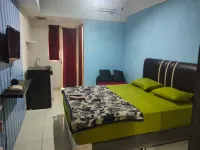 Lina Room at Apartemen Green Lake View