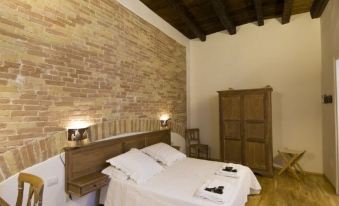 Castelletto Suites