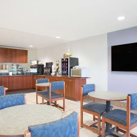 Microtel Inn & Suites by Wyndham Gardendale