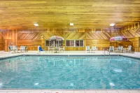 Super 8 by Wyndham Osseo WI Hotels in Osseo