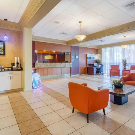 Howard Johnson by Wyndham Lakeland