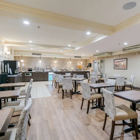 Best Western Peace Arch Inn