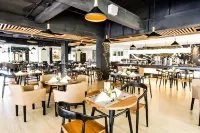 Golden Tulip Essential Tangerang - breakfast