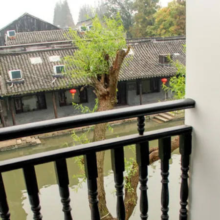 Xitang · J Romantic Riverside Homestay (Xitang Ancient Town)
