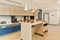 TownePlace Suites Hixson - breakfast
