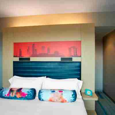 Aloft Tampa Downtown Rooms