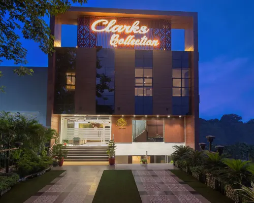 Clarks Collection Maanya Hotels in Bareilly