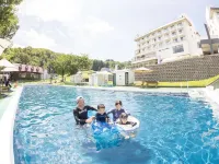 Muica Onsen Hotel - С бассейном
