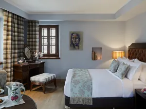 MounTrace Suites & Spa