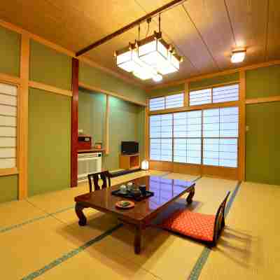 Yanagiya Ryokan Rooms