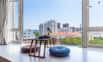 Weihai Wanghaige Seaview Apartment (Huoju 8th Street/International Bathing Beach)