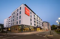 Leonardo Hotel Brighton Hotels near Royal Alexandra Children's Hospital