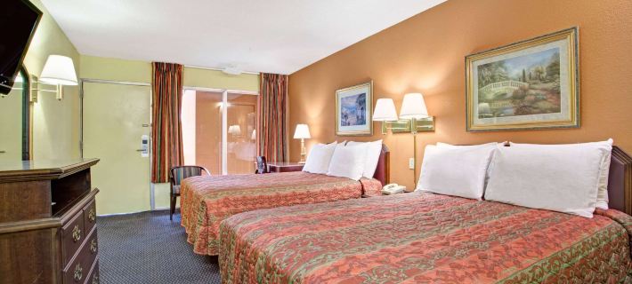 Days Inn by Wyndham Benson Hotels in Johnston County