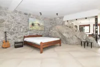 The Rock Star's Villa with Private Pool and Beach Hotel a 