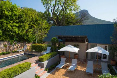 Four Rosmead Boutique Guesthouse