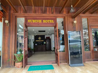 Subbinh Hotel and Restaurant Hotel dekat Bandara Internasional Pakse