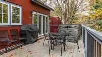 MAD House Rentals 10 Bedroom Lodge by RedAwning Hotels in Warren