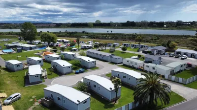 Riverside Whakatane Holiday Park Các khách sạn gần Whakatane Seventh Day Adventist Church