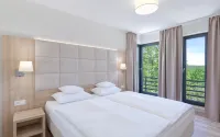 Blue Mountain Resort Hotels near Park Ducha Gór
