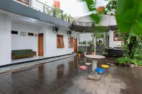 House of M Bogor Mitra RedDoorz Hotel di Bogor Selatan