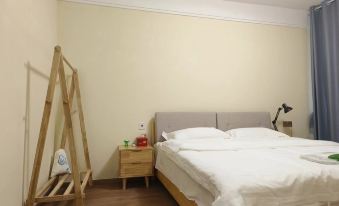 Fangdong Peiqi Apartment (Jianghailu)