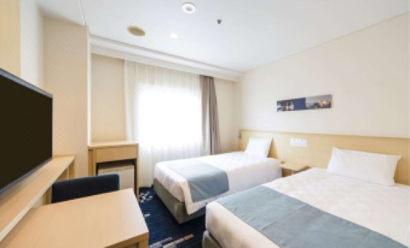 Kobe Sannomiya Tokyu Rei Hotel