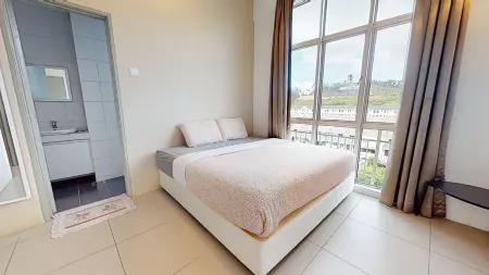 G Residence Отели рядом с достопримечательностью «Kea Farm»