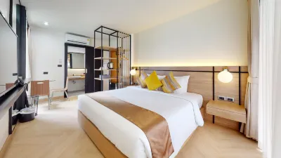 The Gold Living Life Hotels in Amphoe Thung Song