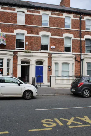 Moxie Luxury Apartments Отели рядом с достопримечательностью «Clarendon Dock»