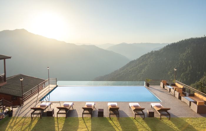 Justa Cliffend Resort & Spa, Mashobra