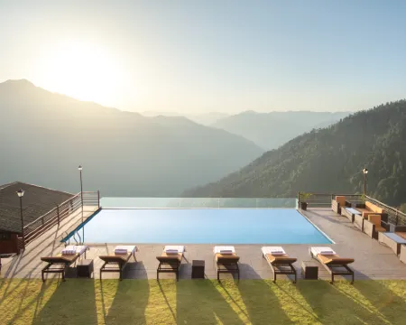 Justa Cliffend Resort & Spa, Mashobra Hotels in Shimla