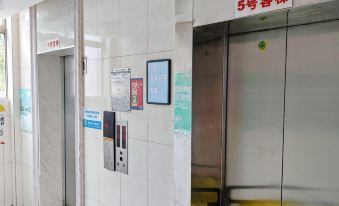 Xiaoxingxing 1202 Apartment (Guihua Road)