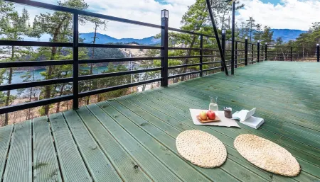 Gurye Jirisan Hosu Resort Pension