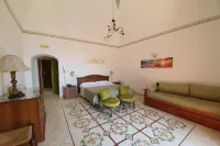 Villa Celentano - Condos