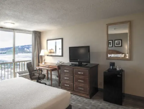 Inn at the Convention Center