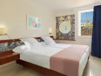 Plus Fariones Apartamentos - 3-Star