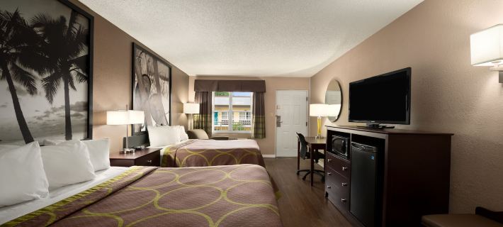 Super 8 by Wyndham Ellenton Bradenton Area Ξενοδοχεία στην πόλη Manatee County