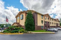 Quality Inn Atlanta Airport-Central Hotels in College Park