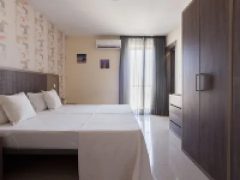 Blubay Apartments by ST Hotels Hoteles en Gżira