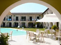 Annaliza Apartments