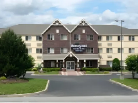 エクステンデッド ステイ アメリカ セレクト スイーツ プロビデンス エアポート ワーウィックのホテル