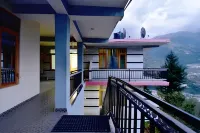 Himalayan Adventure Cottages & Budget Friendly Bnb Manali - مطابخ