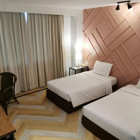 The Regent Ubon Hotel Отели рядом с достопримечательностью «Муниципалитет Убонрачатхани»