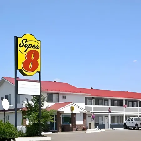 Super 8 by Wyndham Stettler