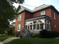 科爾本民宿 Goderich BIA Farmers' Market附近的飯店