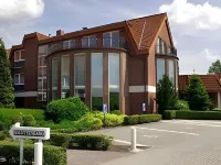 Hotel & Restaurant Ostfriesen-Hof Hotels in der Nähe von Alte ev. reformierte Kirche Veenhusen