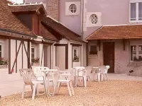 Logis Hôtel du Cygne - Cheap