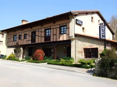 La Casona de Revolgo Hotels in Cóbreces