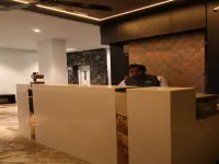 Hotel Jay Palace Inn