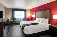 La Quinta Inn & Suites by Wyndham Fort Smith Hotels in Pocola